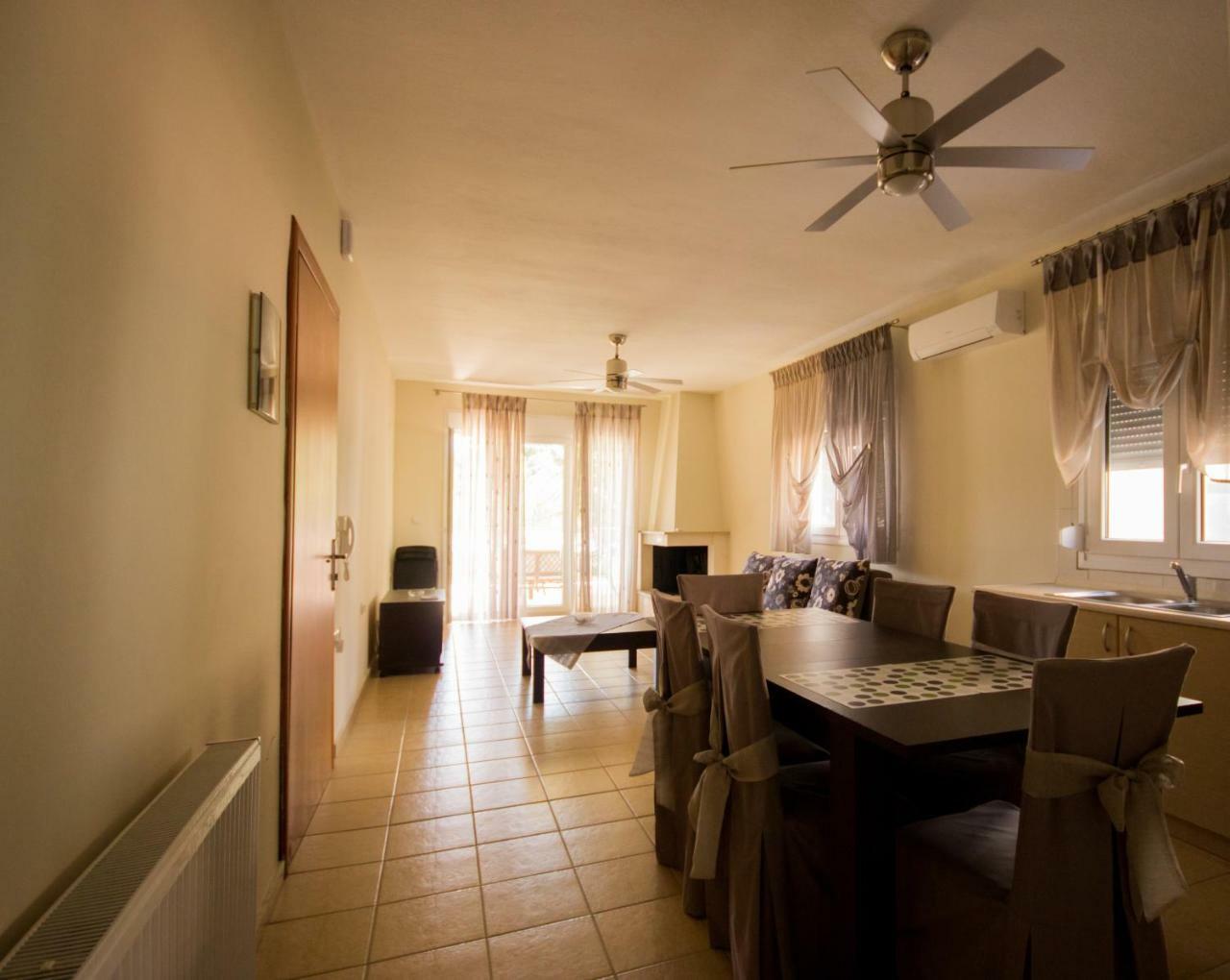 Keramoti Luxury Apartments Экстерьер фото